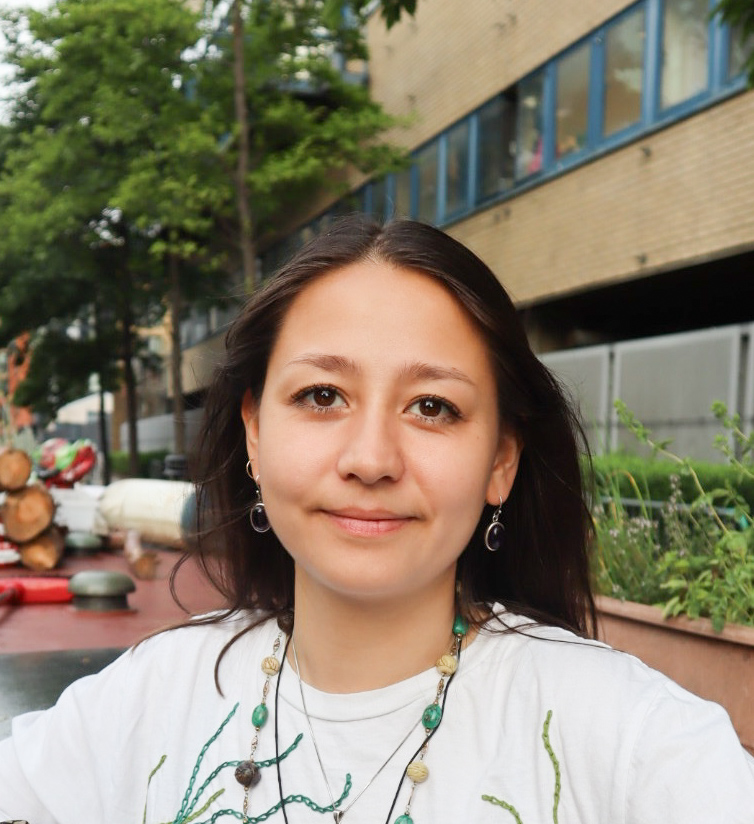 Yangdzom Lama